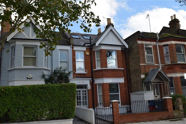 Loft conversion in Chiswick W4 5SD