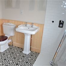 Bathroom in dormer loft conversion in Acton W3 by Ash Island Lofts
