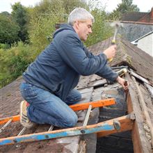 Jeremy preparing the roof for the steels